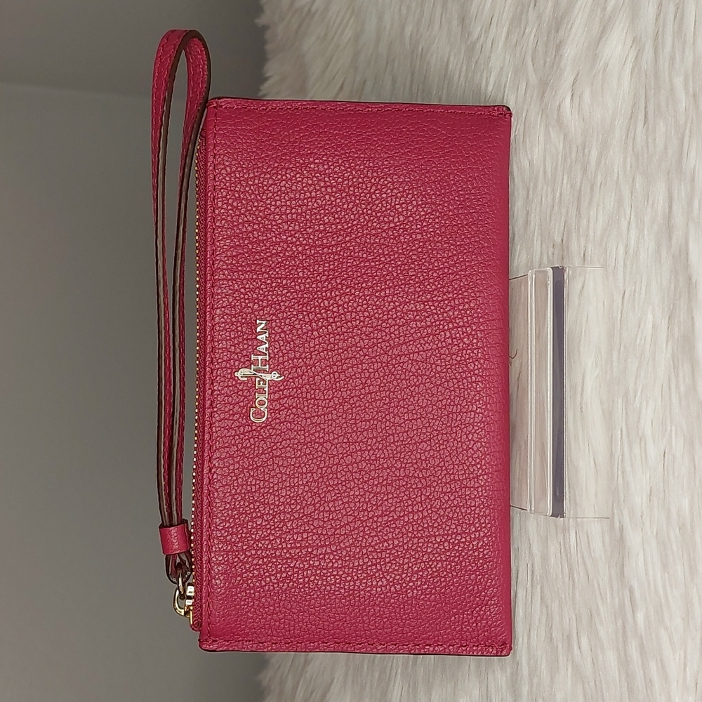 Cole Haan Pebbled Leather Wristlet Wallet
